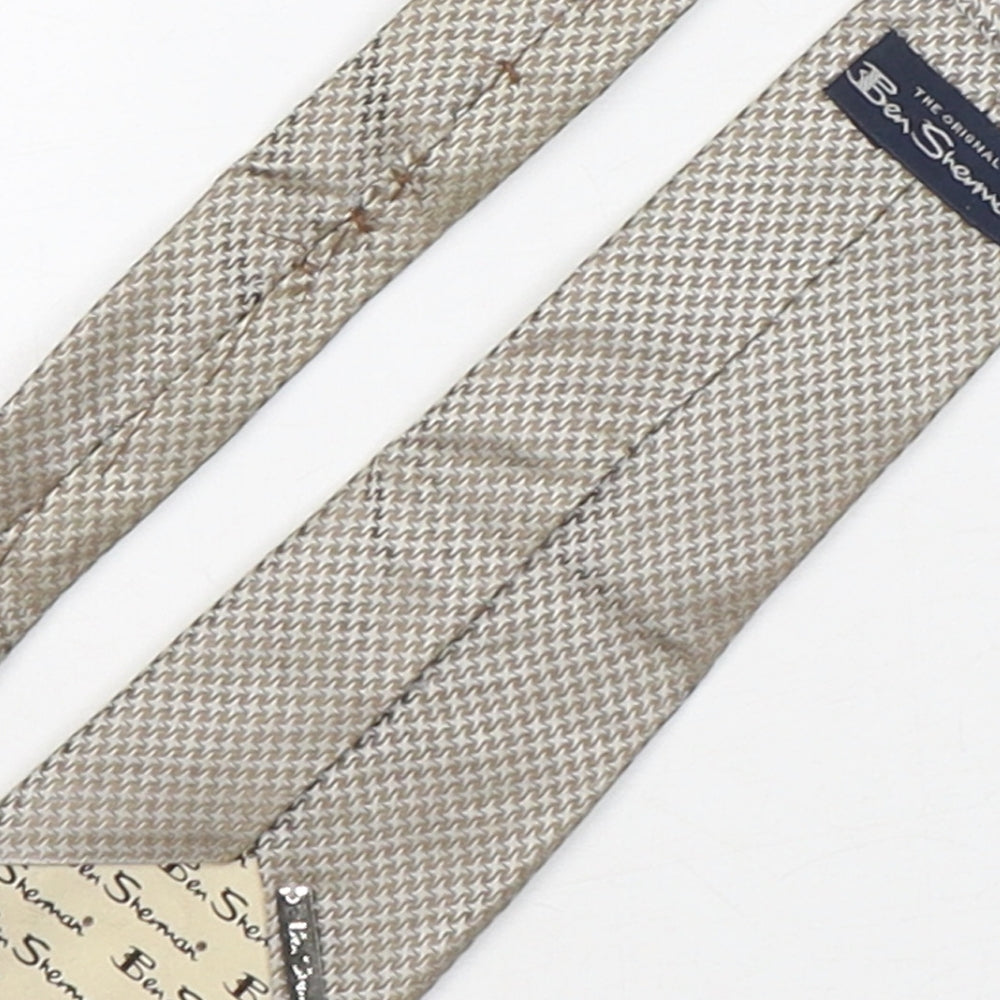 Ben Sherman  Mens Beige Geometric Silk Pointed Tie One Size