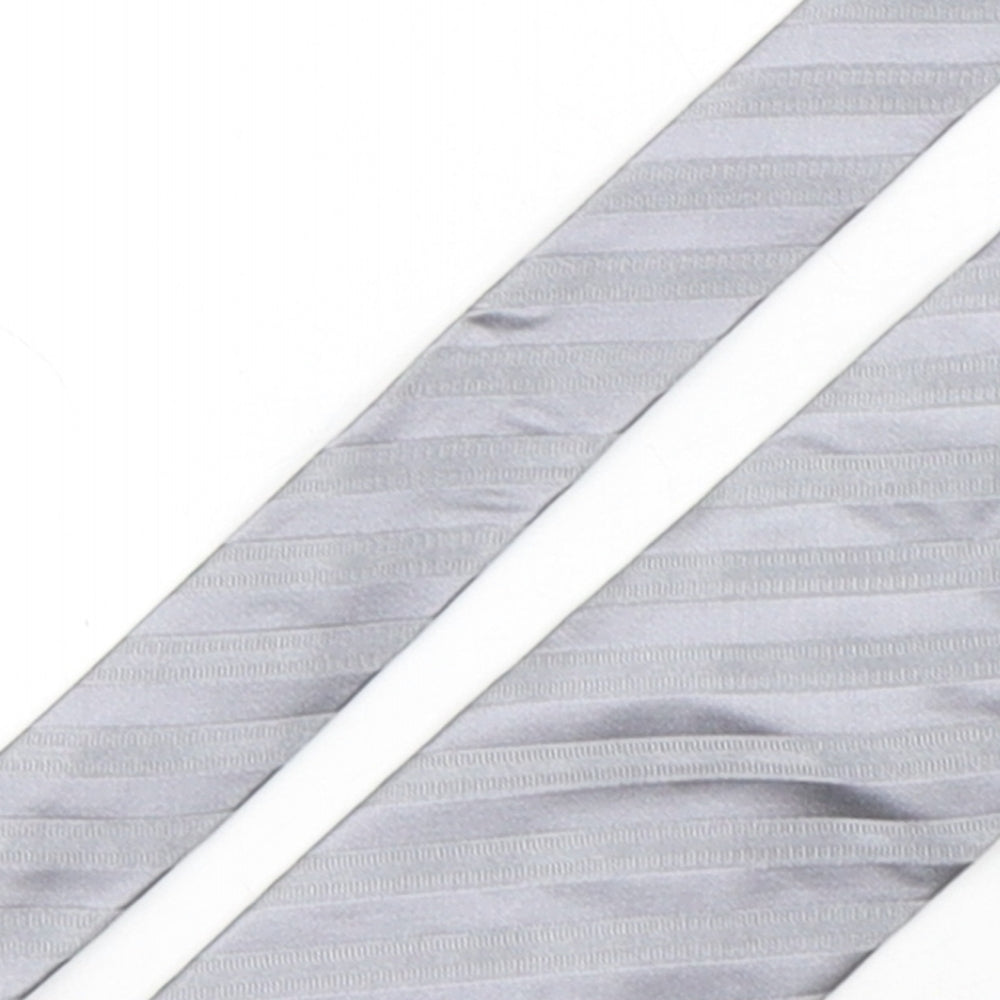 Dehavilland Mens Silver Striped Silk Pointed Tie One Size