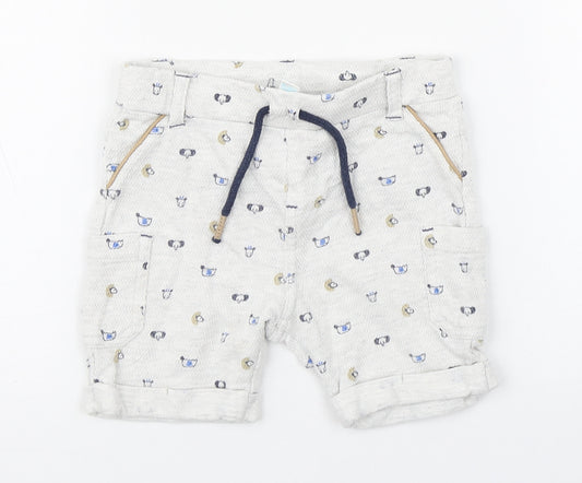 Front view of Bobaibi boys’ white geometric 100% cotton cropped trousers, size 24, months pullover