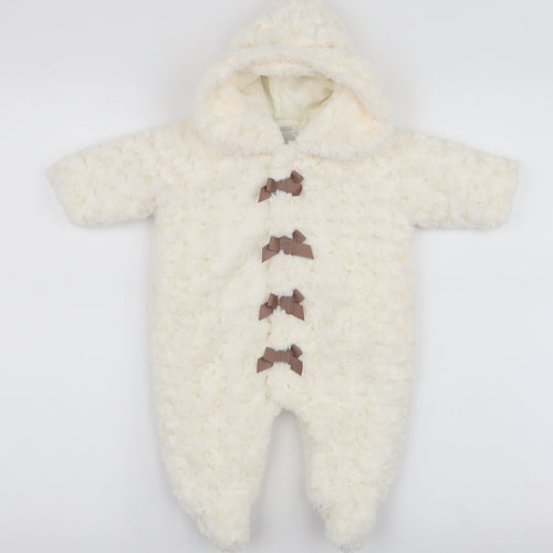 mamas & papas Baby White    Snowsuit Size 0-3 Months   Snap