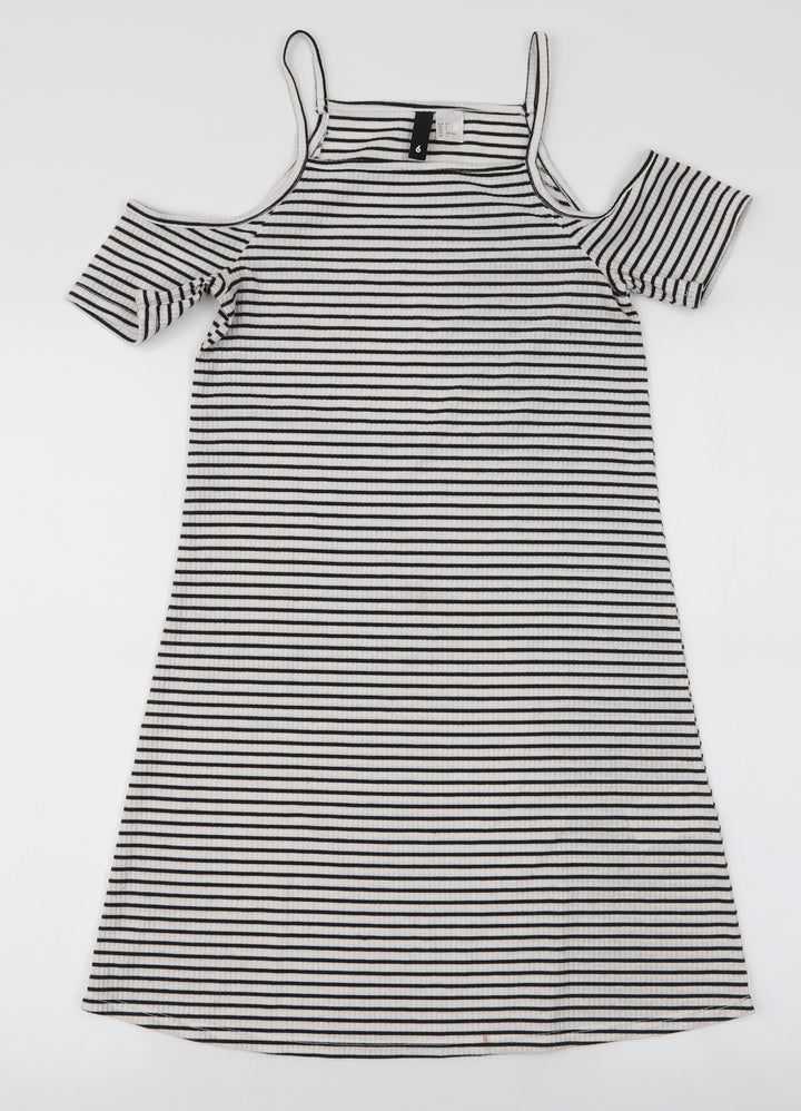 H&M Womens White Striped Polyester A-Line  Size 6  High Neck Pullover - Cold shoulder