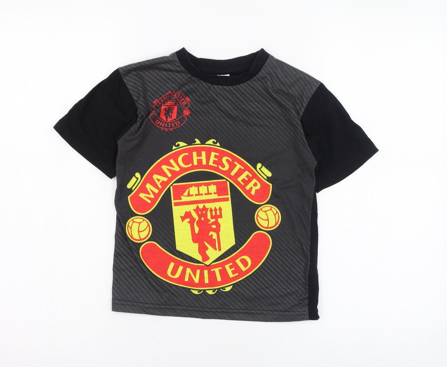 Manchester United Boys Black  Cotton Basic T-Shirt Size 6-7 Years Round Neck Pullover - Manchester United