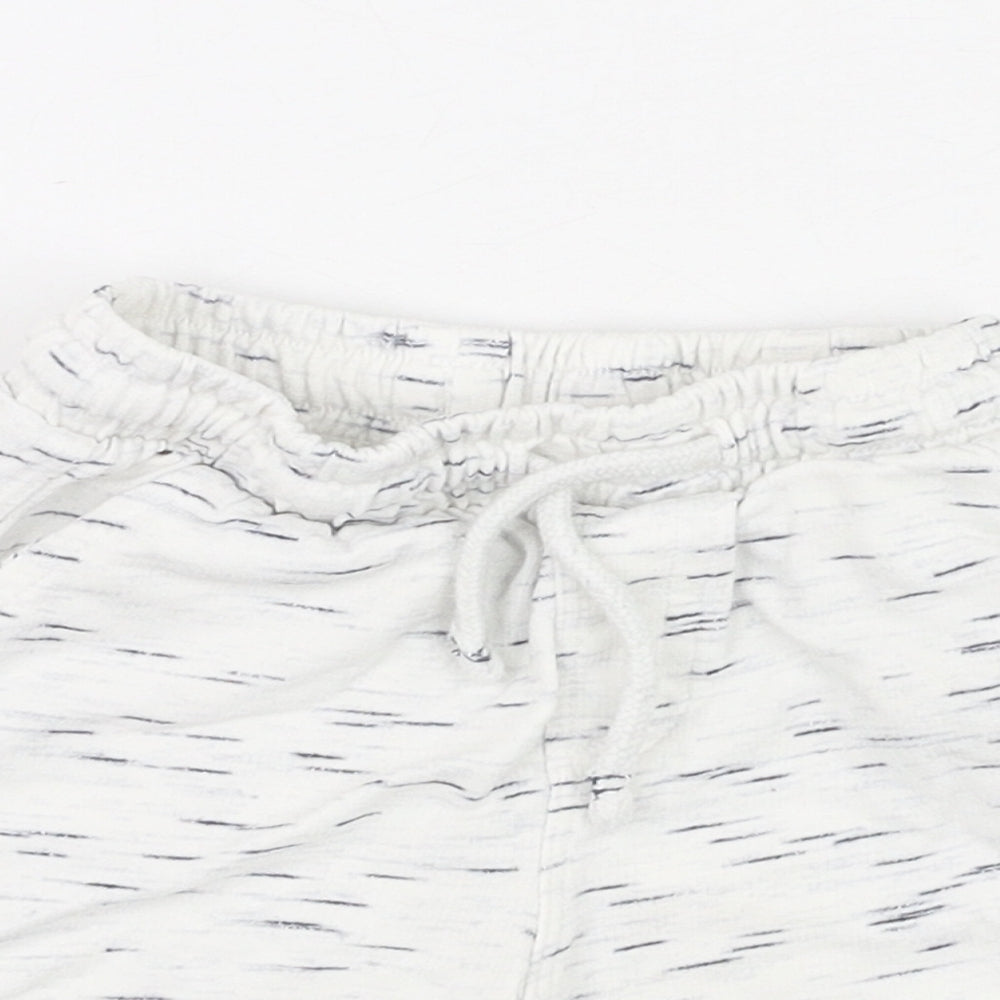 Matalan Boys Ivory  Cotton Cropped Trousers Size 12-18 Months  Pullover