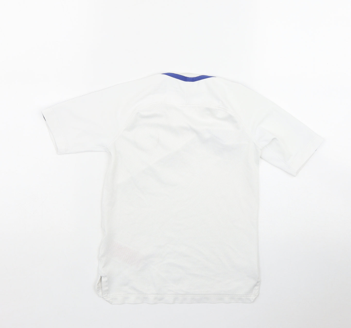 Nike Boys White  Polyester Basic T-Shirt Size 6-7 Years Round Neck Pullover - Chelsea FC