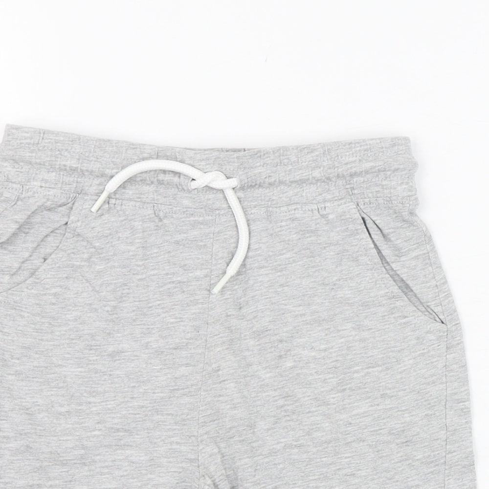 TU Boys Green  Cotton Sweat Shorts Size 4-5 Years  Regular