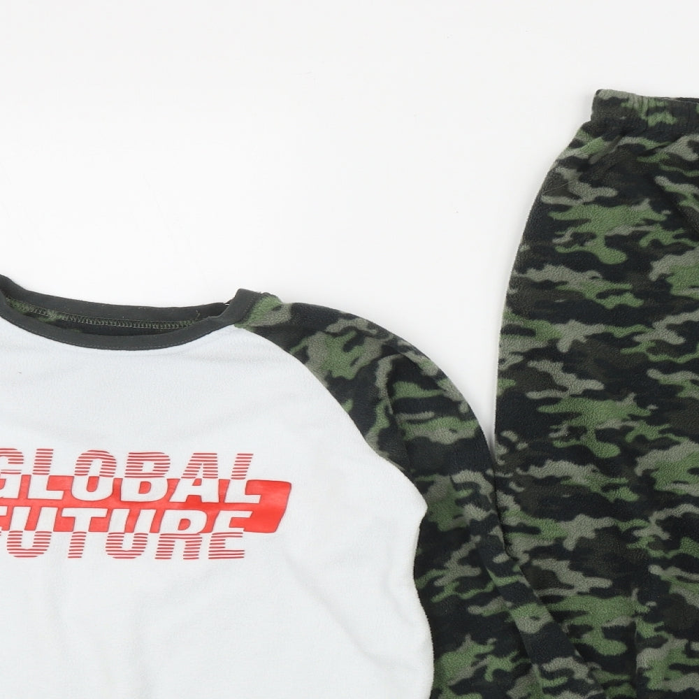 Primark Boys Green Camouflage Polyester  Pyjama Set Size 9-10 Years  Pullover - 'Global Future'
