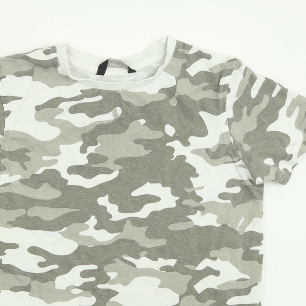 George Boys Green Camouflage Cotton Basic T-Shirt Size 8-9 Years Crew Neck Pullover