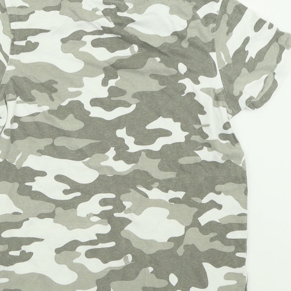 George Boys Green Camouflage Cotton Basic T-Shirt Size 8-9 Years Crew Neck Pullover