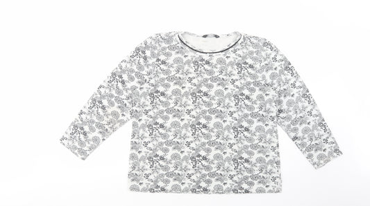 Front view of Bonmarché women’s white floral polyester basic blouse, size M, crew neck