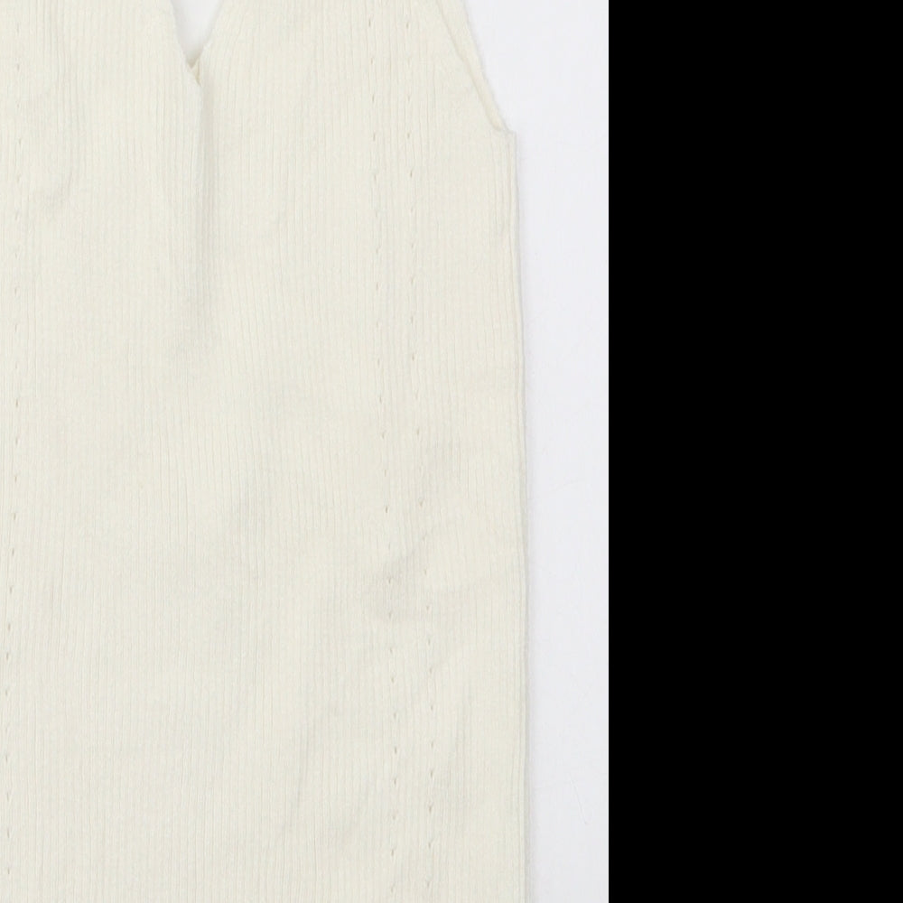 Oshyo Womens White  Viscose Basic Tank Size M V-Neck