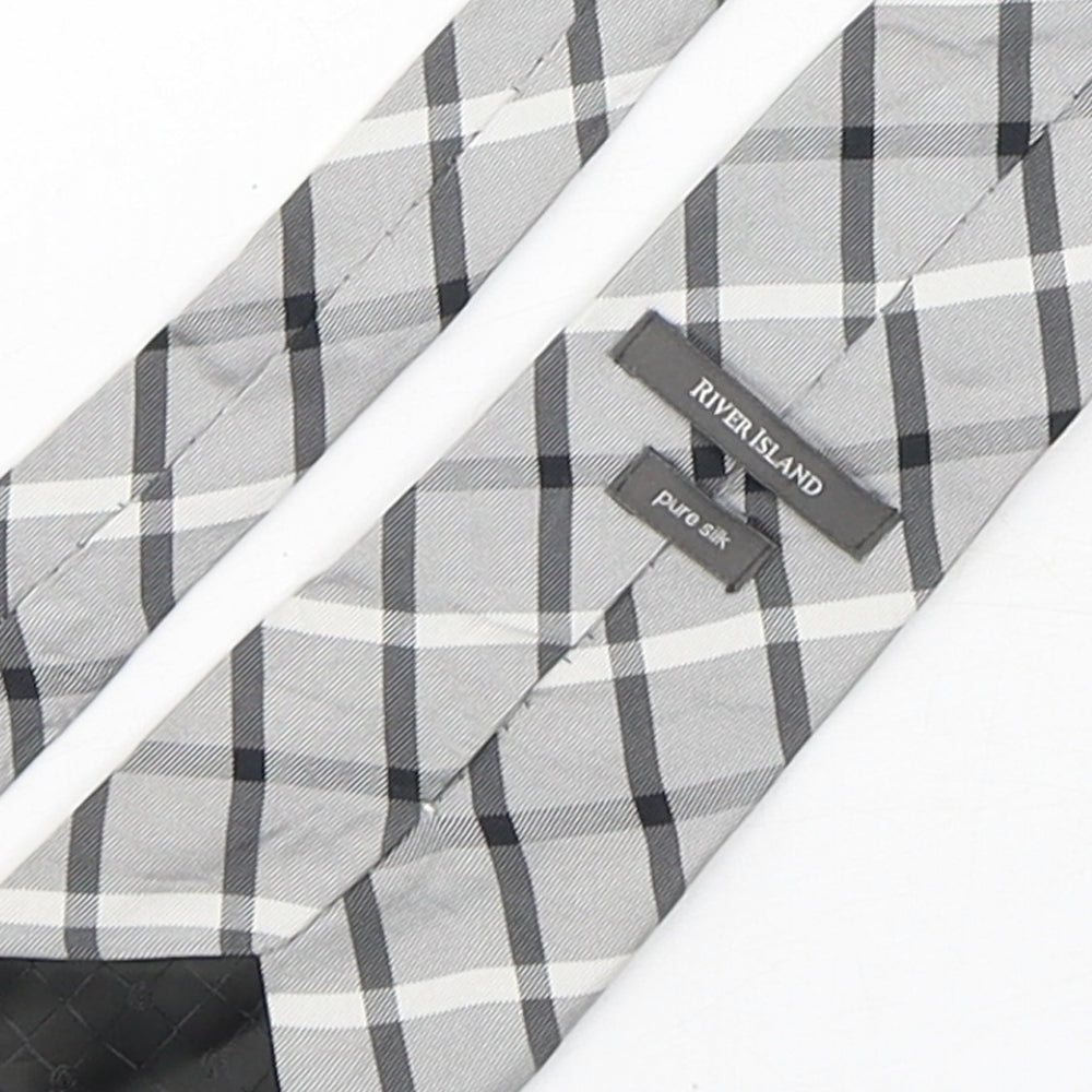 River Island  Mens Grey Plaids & Checks Silk Pointed Tie One Size