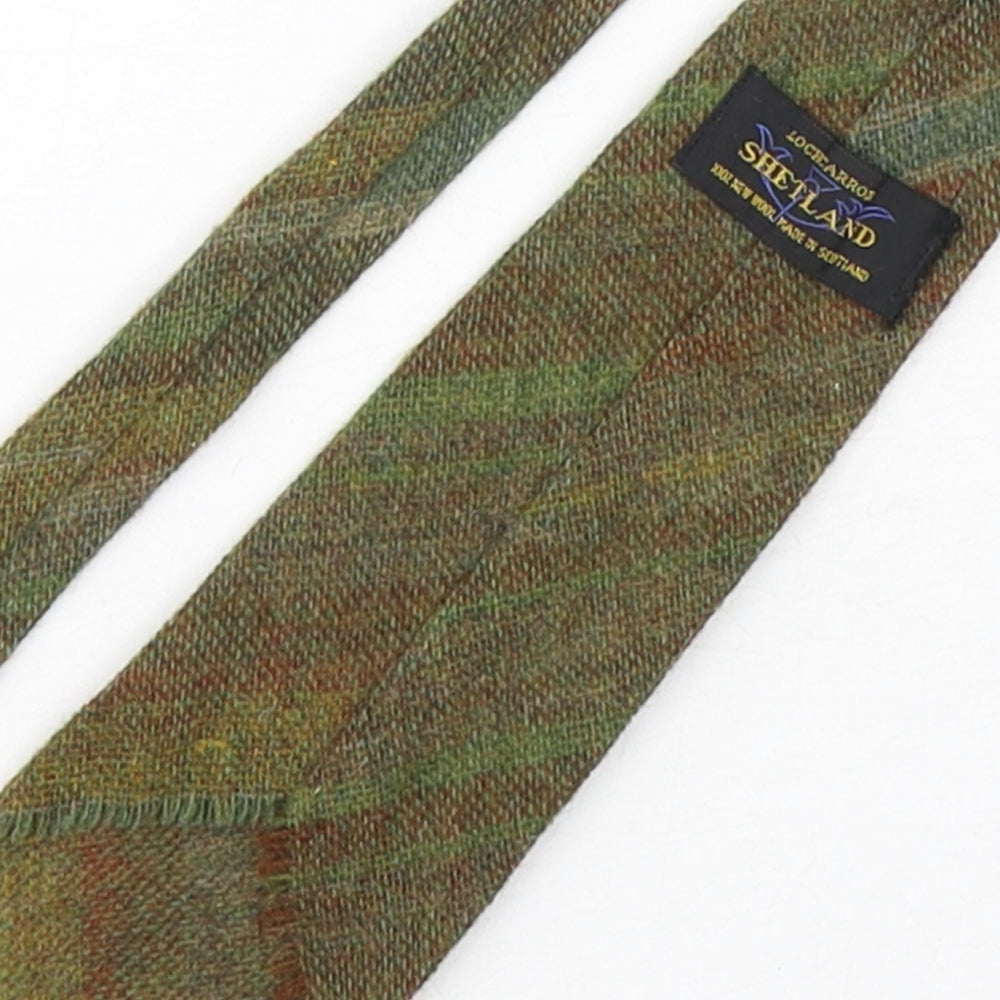 Shetland Mens Green Plaids & Checks Wool Pointed Tie One Size