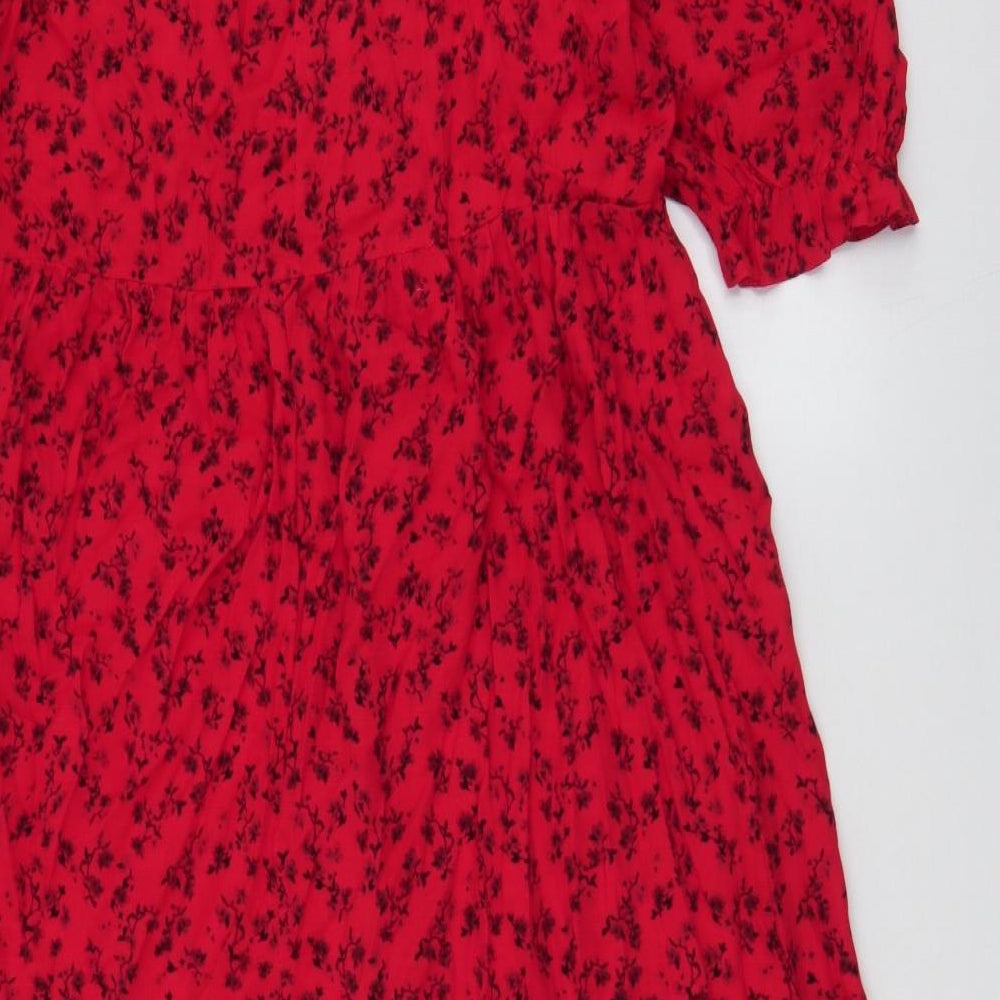 New Look Womens Red Floral Viscose Trapeze & Swing  Size 10  Round Neck Button