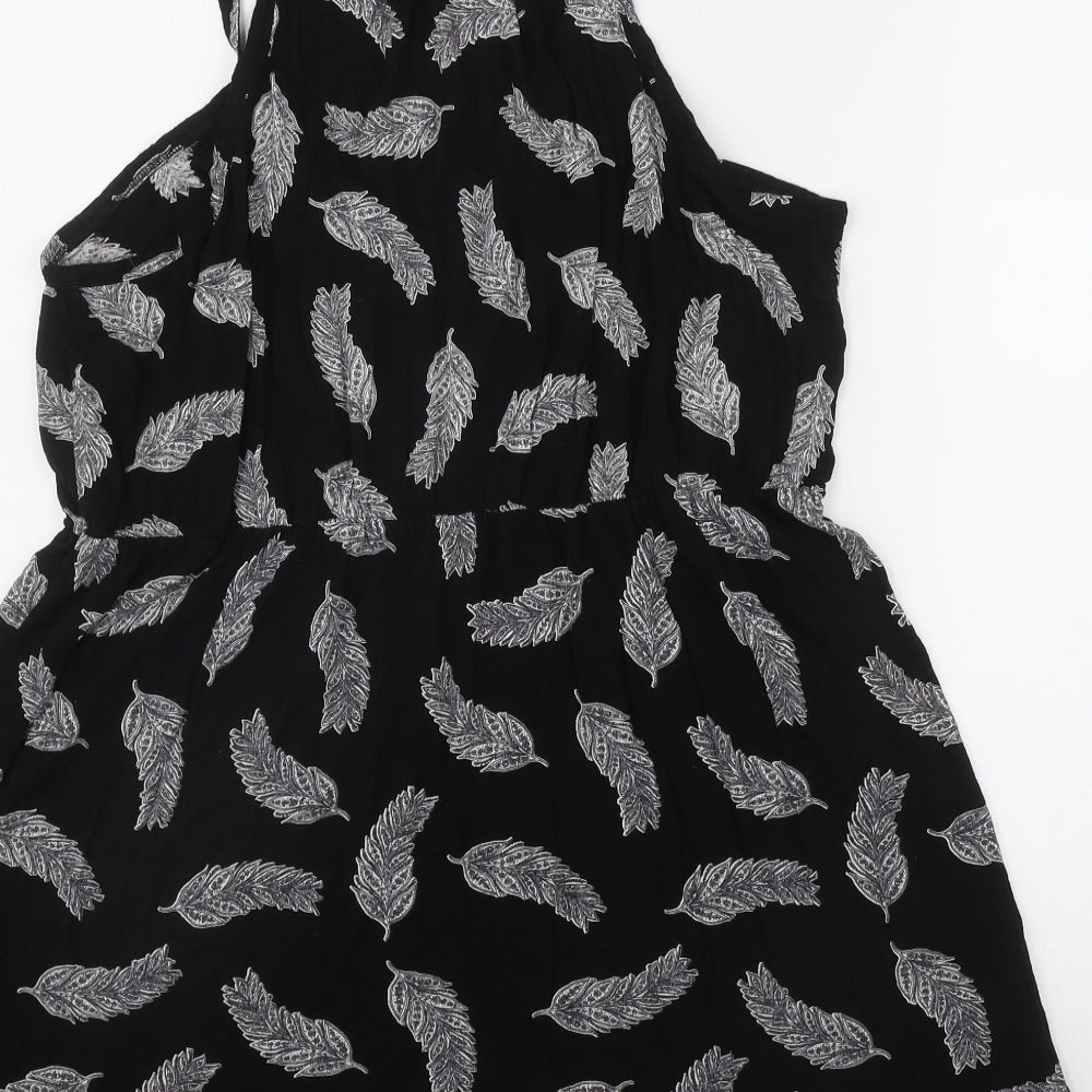 H&M Womens Black Geometric Viscose Fit & Flare  Size L  Round Neck Pullover - Feather print