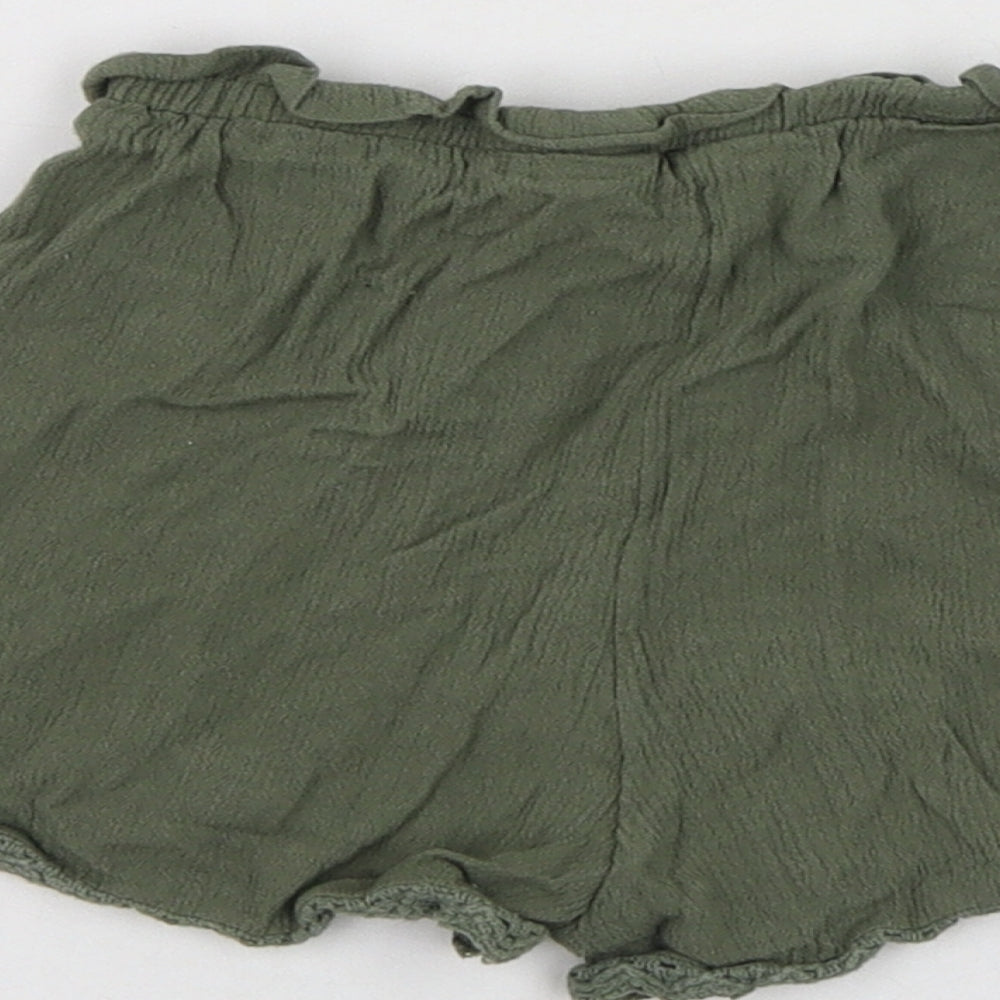 Primark Girls Green  Viscose Paperbag Shorts Size 7-8 Years  Regular