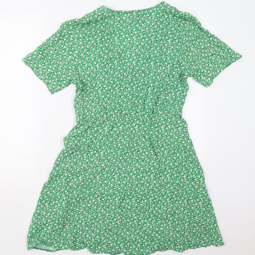 New Look Womens Green Floral Viscose Skater Dress  Size 12  V-Neck Pullover