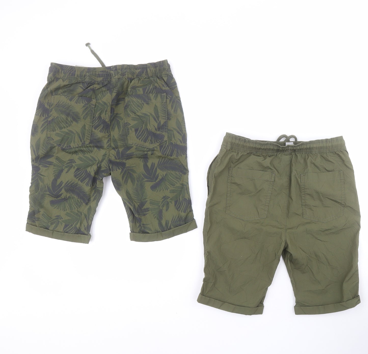 TU Boys Green  Cotton Chino Shorts Size 10 Years  Regular Tie