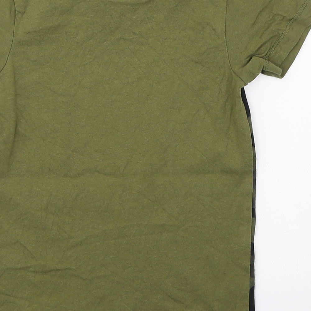 Matalan Boys Green Camouflage Polyester Basic T-Shirt Size 6 Years Round Neck Pullover