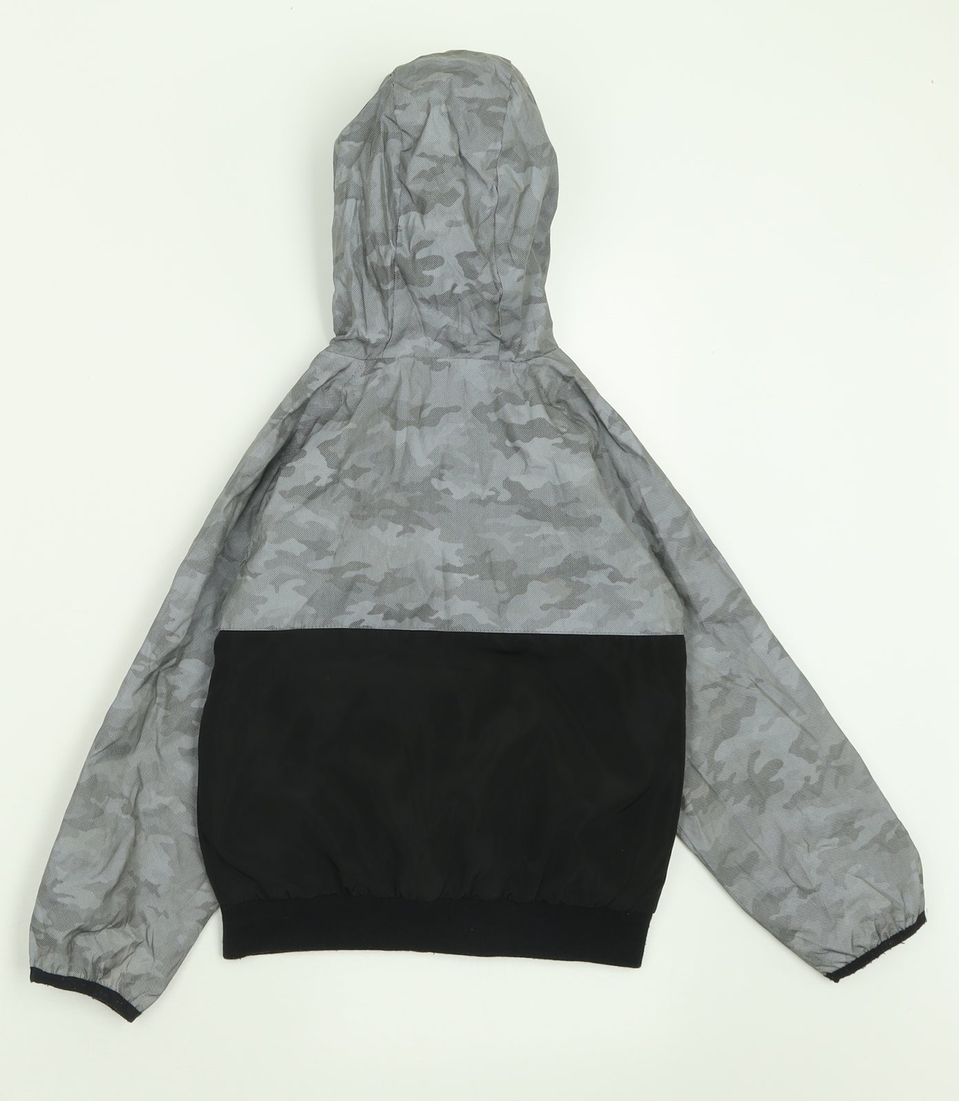 Primark Boys Black Camouflage  Jacket  Size 5-6 Years  Zip