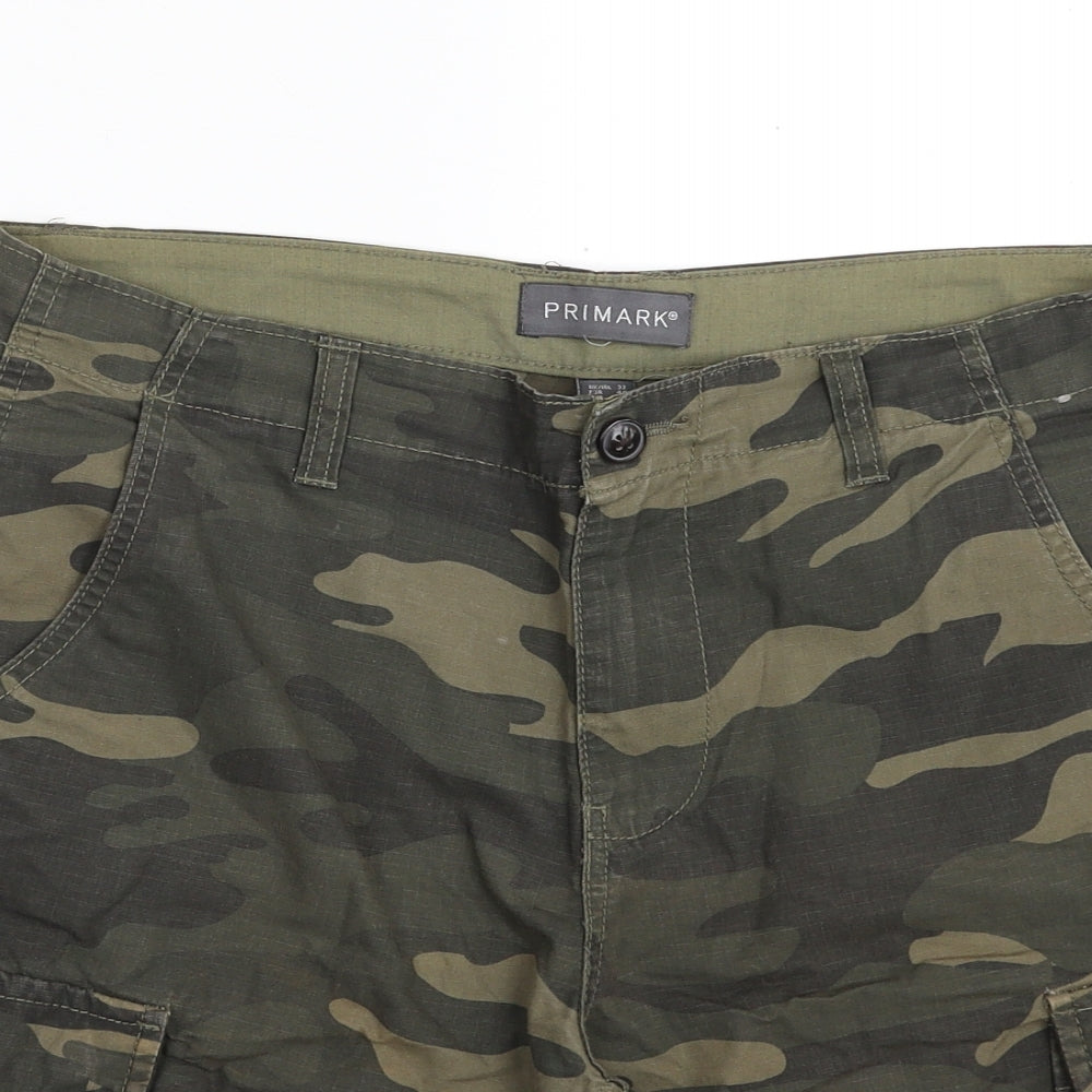 Primark Mens Green Camouflage Cotton Cargo Shorts Size 32 in L9 in Regular Zip