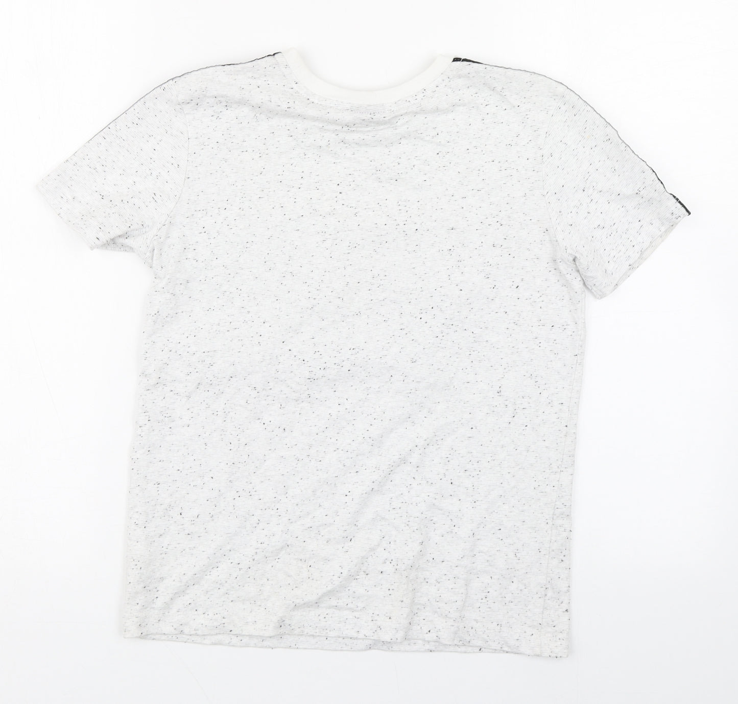 George Boys White  Cotton Basic T-Shirt Size 9-10 Years Round Neck Pullover - Star Wars