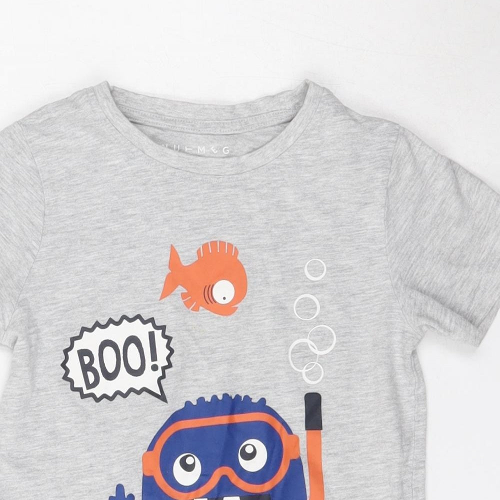 Nutmeg Boys Grey  Cotton Basic T-Shirt Size 4-5 Years Round Neck