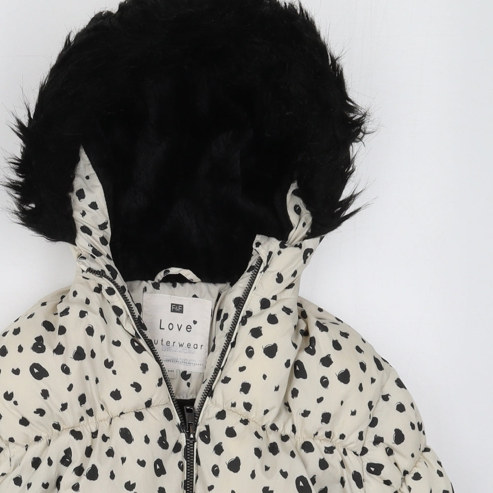 F&F Girls Ivory Geometric  Basic Coat Coat Size 5-6 Years  Zip