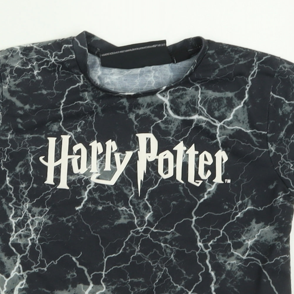 Primark Boys Black  Polyester Basic T-Shirt Size 6-7 Years Crew Neck Pullover - Harry Potter