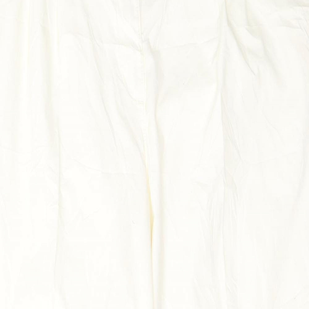 Marks and Spencer Womens White  Cotton Trousers  Size 20 L30 in Regular Button