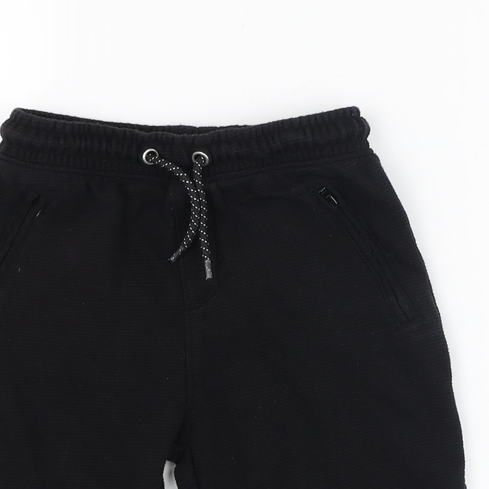 TU Boys Black  Cotton Sweat Shorts Size 9 Years  Regular
