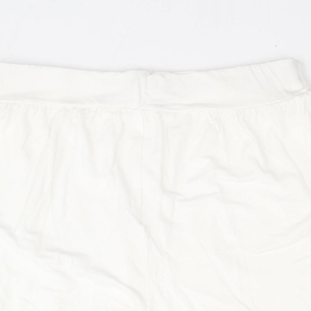 Boohoo Womens White  Viscose Sweat Shorts Size 8 L3 in Regular Pull On