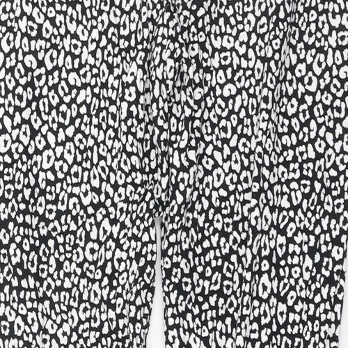 Marks and Spencer Womens Black Animal Print Viscose Carrot Trousers Size 6 L26 in Regular