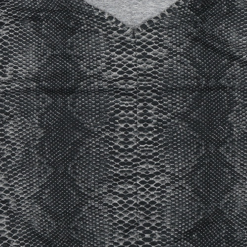 Quiz Womens Grey Animal Print Polyester Basic T-Shirt Size 12 Round Neck