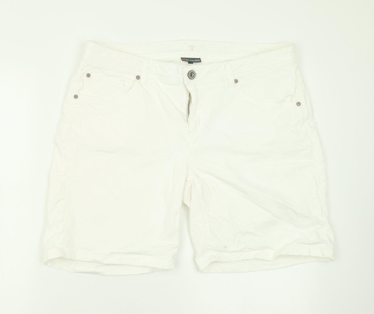 Orlando Mens White  Cotton Bermuda Shorts Size 34 in L8 in Relaxed Button