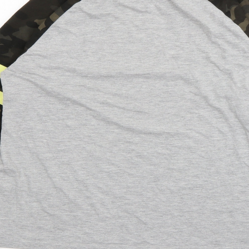 Marks and Spencer Boys Grey Camouflage Cotton Pullover T-Shirt Size 11-12 Years Crew Neck