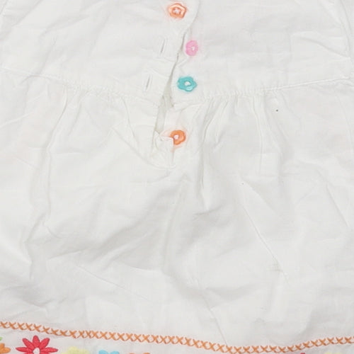 F&F Girls White Floral Cotton A-Line  Size 6-9 Months  Crew Neck Button