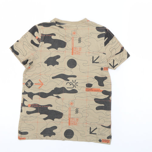 F& Boys Brown Camouflage Cotton Basic T-Shirt Size 7-8 Years Crew Neck