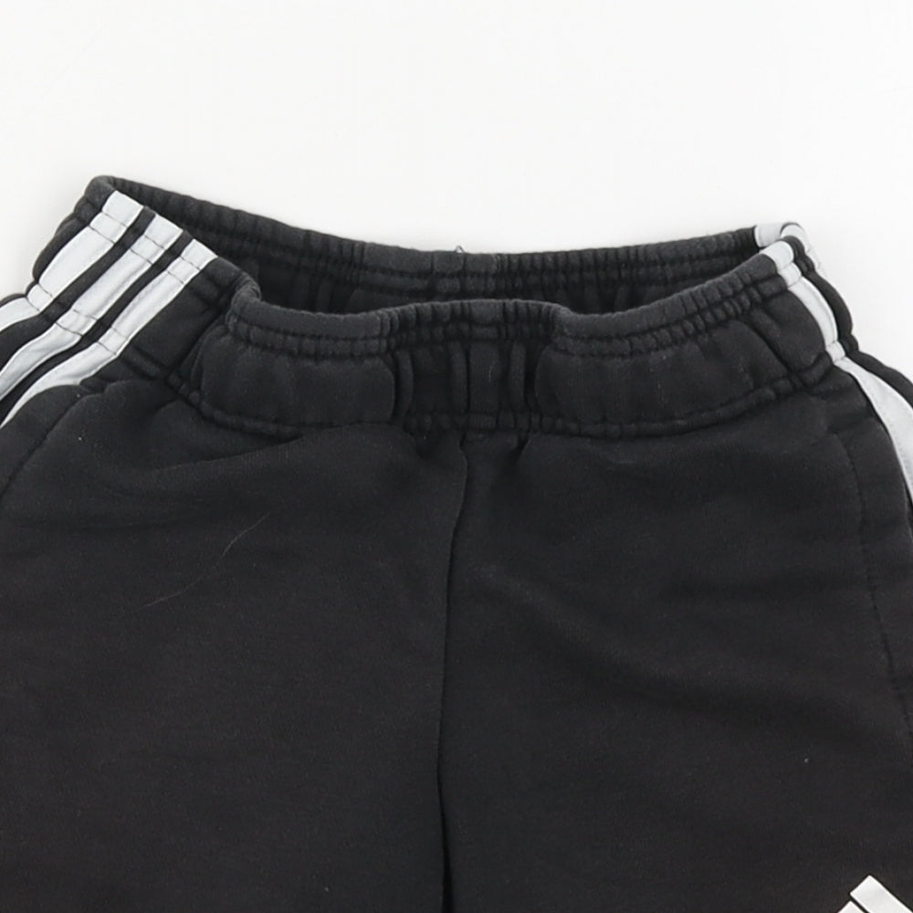 adidas Boys Grey  Cotton Sweat Shorts Size 7-8 Years  Regular