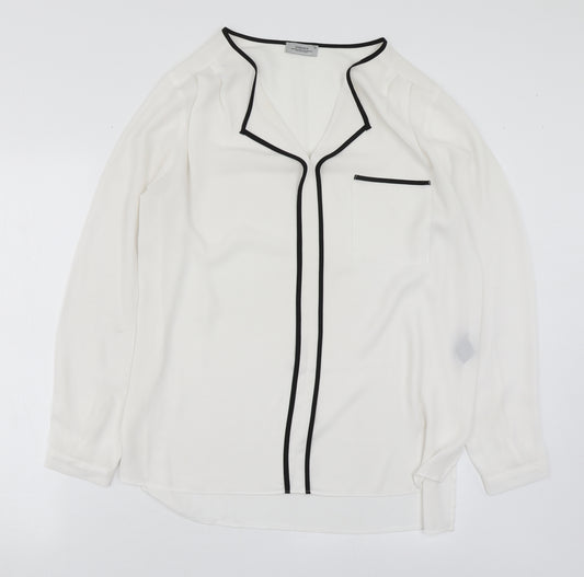 Front view of Papaya women’s white polyester basic blouse, size UK 12, v-neck