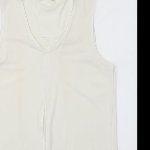 Preworn Womens Red  Polyester Basic Tank Size 12 V-Neck