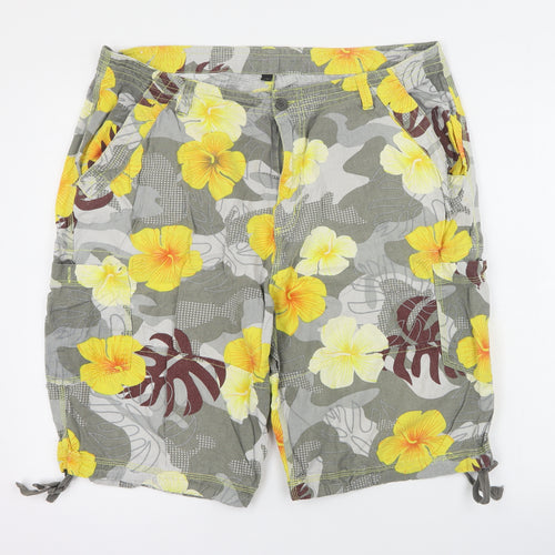 Primark Mens Grey Floral Linen Cargo Shorts Size 38 in L10 in Regular Zip