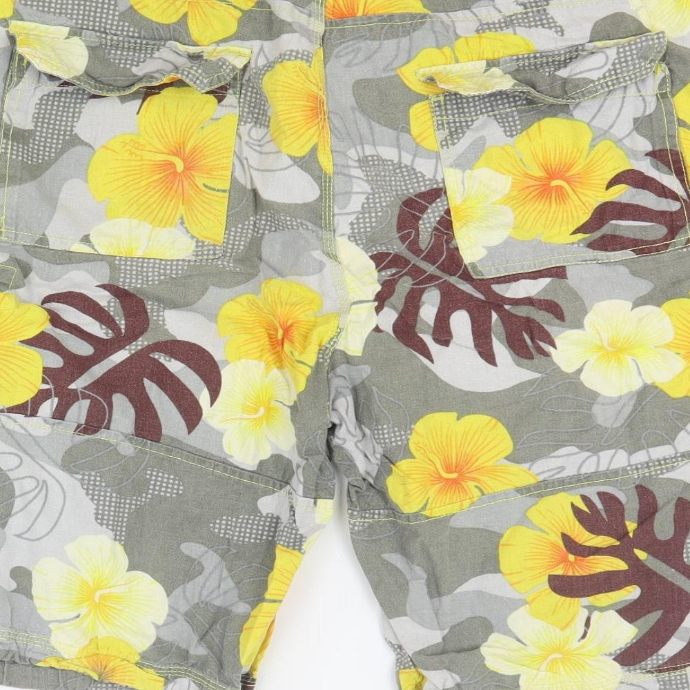 Primark Mens Grey Floral Linen Cargo Shorts Size 38 in L10 in Regular Zip