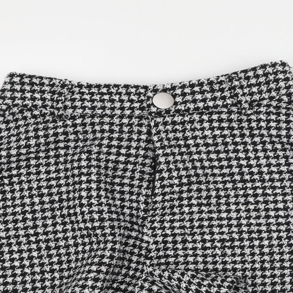 New Look Womens Black Plaid Polyester Boyfriend Shorts Size 8 L8 in Regular Button