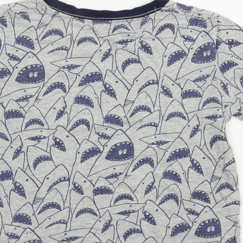 Gap Boys Grey Geometric Cotton Pullover T-Shirt Size 4 Years Crew Neck Pullover - Shark Print