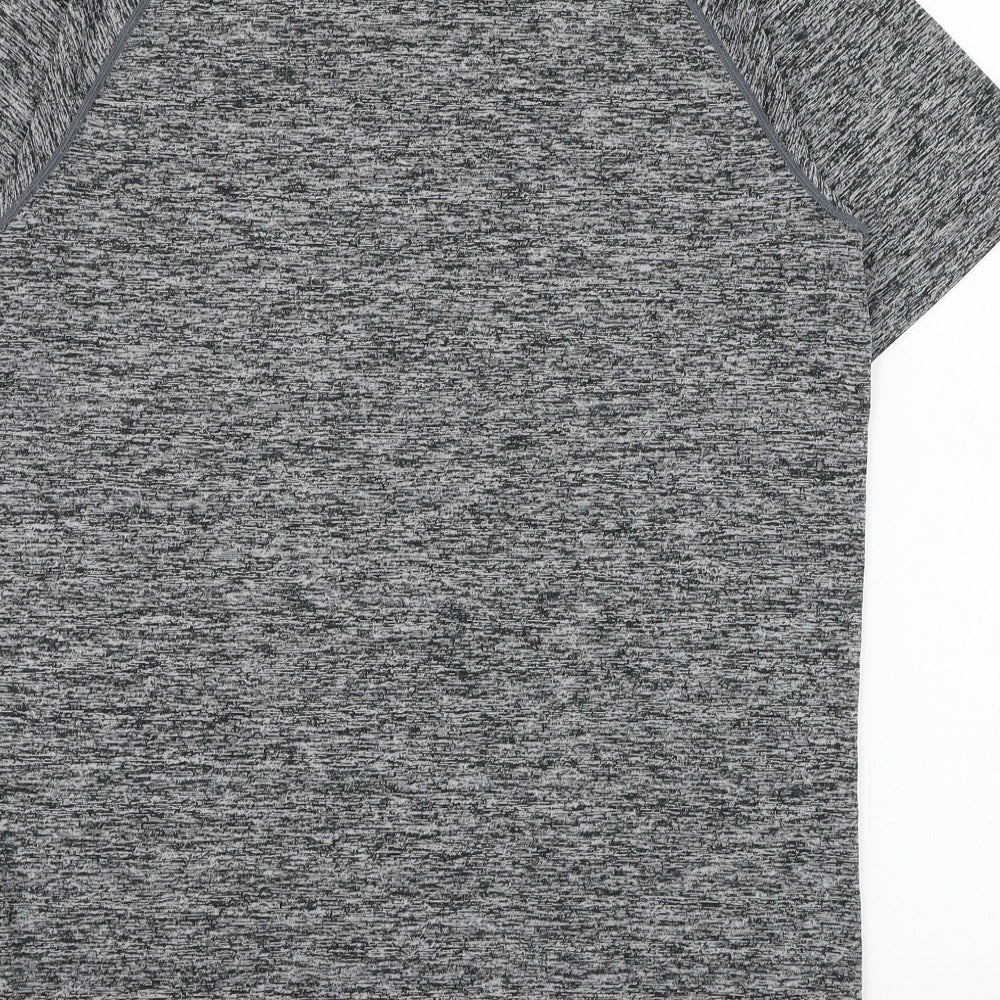 Under armour Mens Grey  Polyester Basic T-Shirt Size S Round Neck Pullover