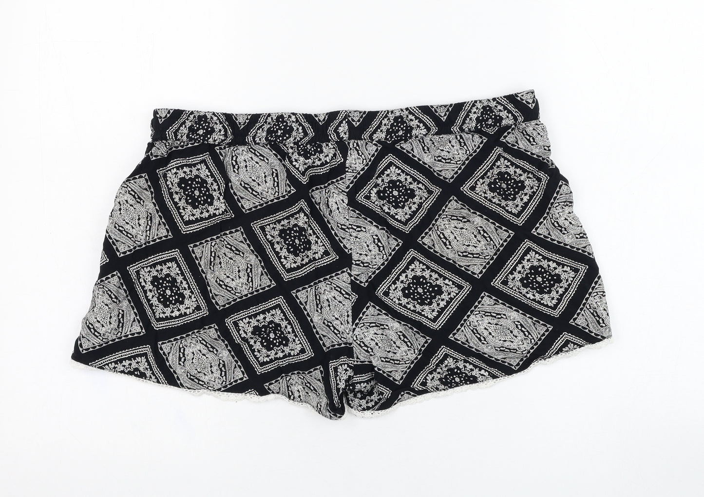 Primark Womens Black Geometric Viscose Hot Pants Shorts Size 14 L3 in Regular