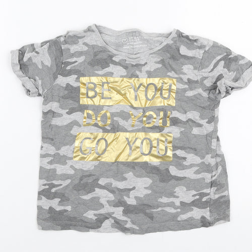 Primark Girls Grey Camouflage Cotton Cropped T-Shirt Size 8-9 Years Round Neck Pullover - Be you