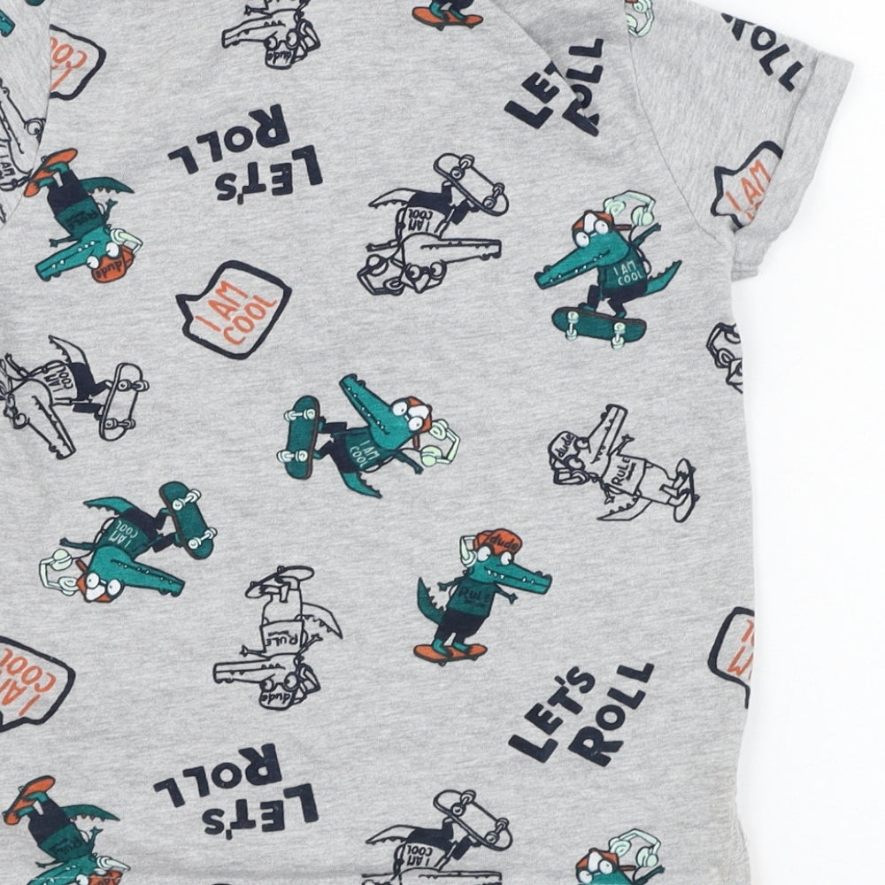 Little Kids Boys Grey  Cotton Basic T-Shirt Size 5-6 Years Collared Pullover - Crocodile