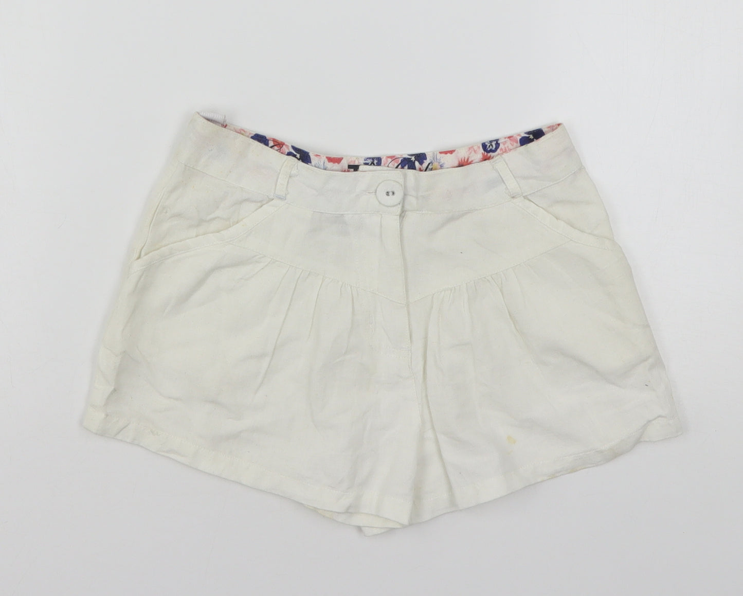 TU Girls White  Cotton Mom Shorts Size 8 Years  Regular Buckle