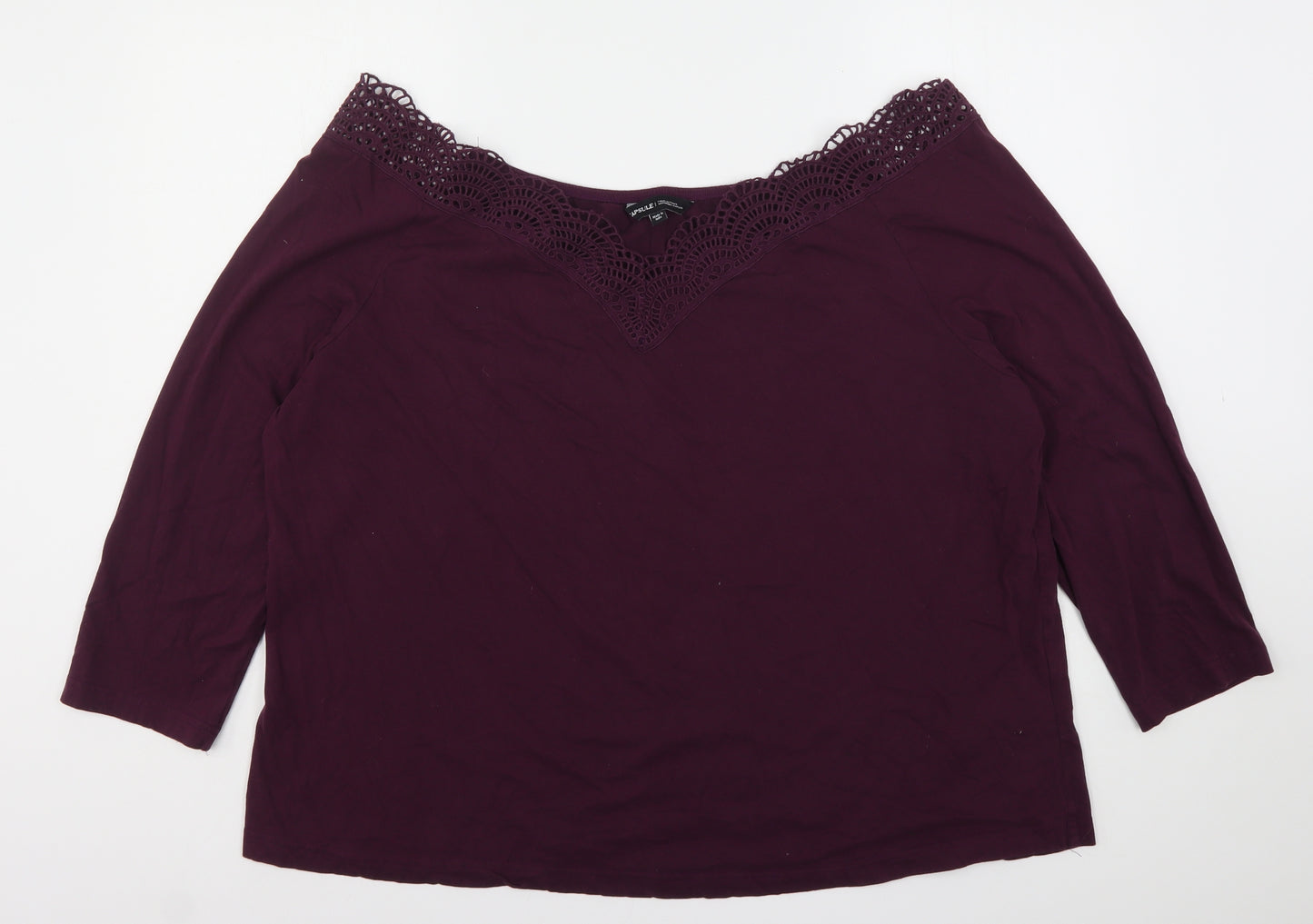 Capsule Womens Purple  Cotton Basic T-Shirt Size 26 Boat Neck
